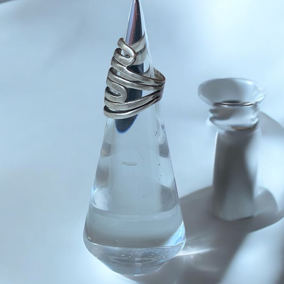 SILPADA Retired Open Work Sterling Silver Modernist Woman’s Ring Jewelry - Picture 4 of 9